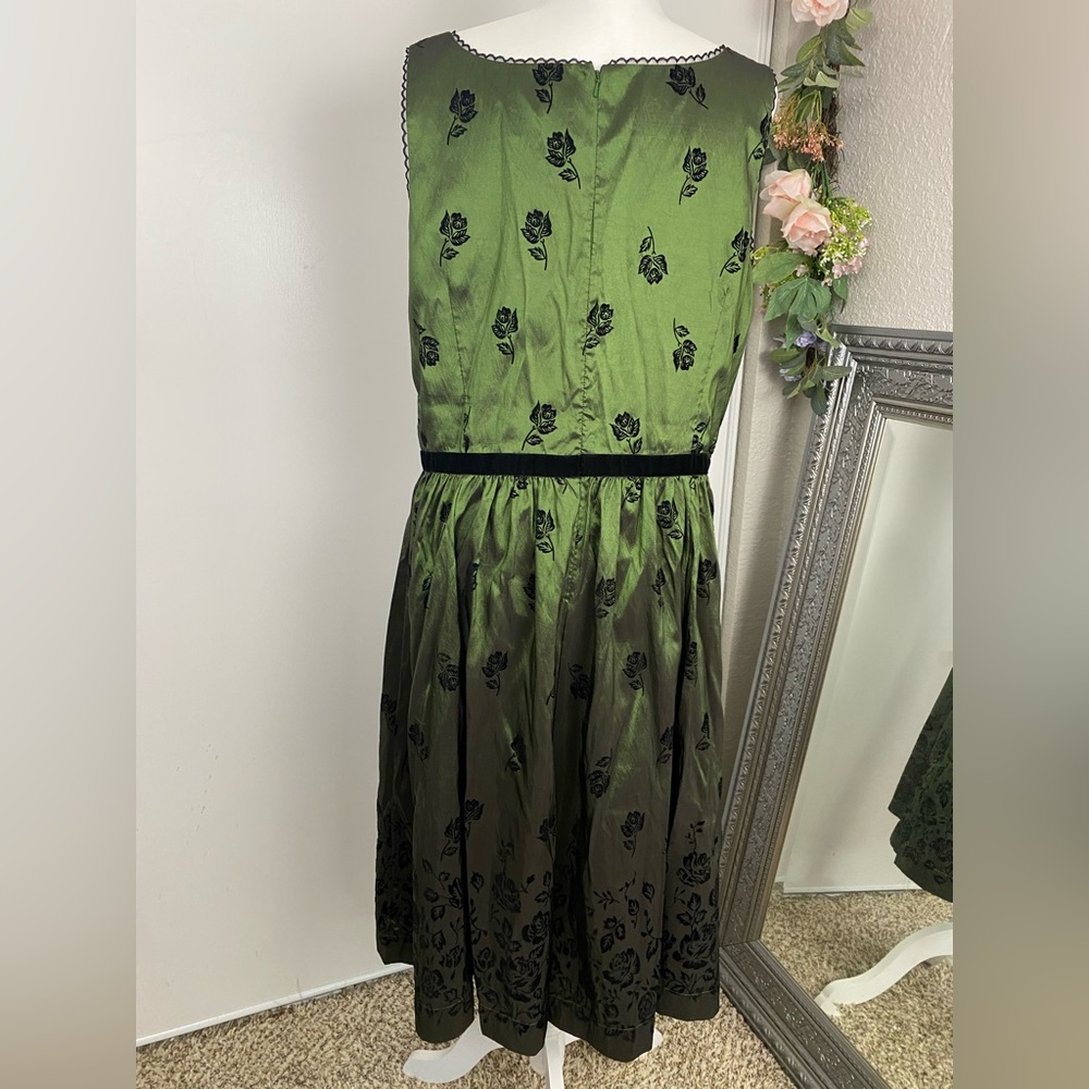 ❗️SOLD❗️Neca Twilight Bella Swan Birthday Dress New Moon Size 2XL - Picture 10 of 16